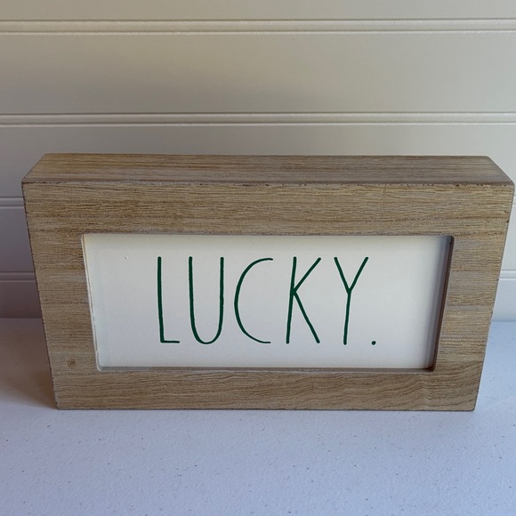 Rae Dunn | Holiday | Rae Dunn Wooden Sign With Green Lucky | Poshmark